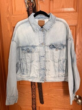 American Eagle Outfitters Light Blue Denim Jacket